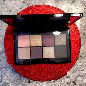 BRAND NEW Elizabeth Arden Night 8 color Eye Shadow Palette